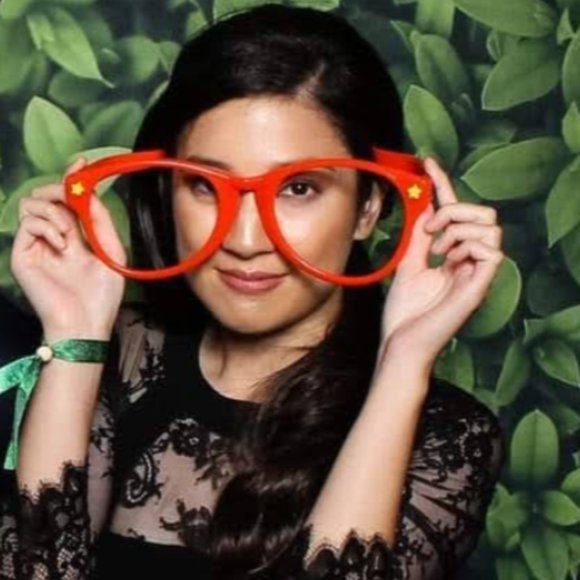 Meet your Posher, Rachel - Picture 1 of 1